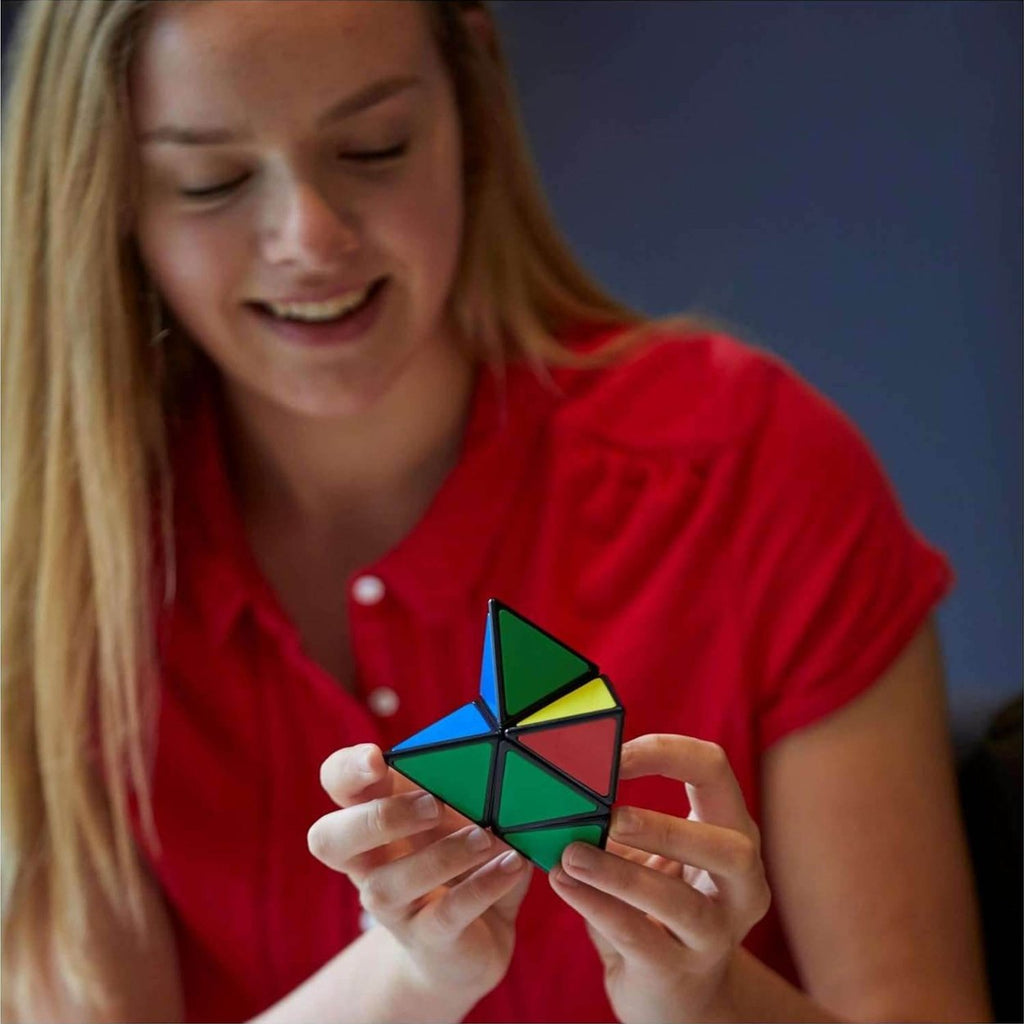 Cubo  Piramide Rubik´S Triangular, Rompecabezas 3D de Bolsillo - Jorcima Spa Venta Online