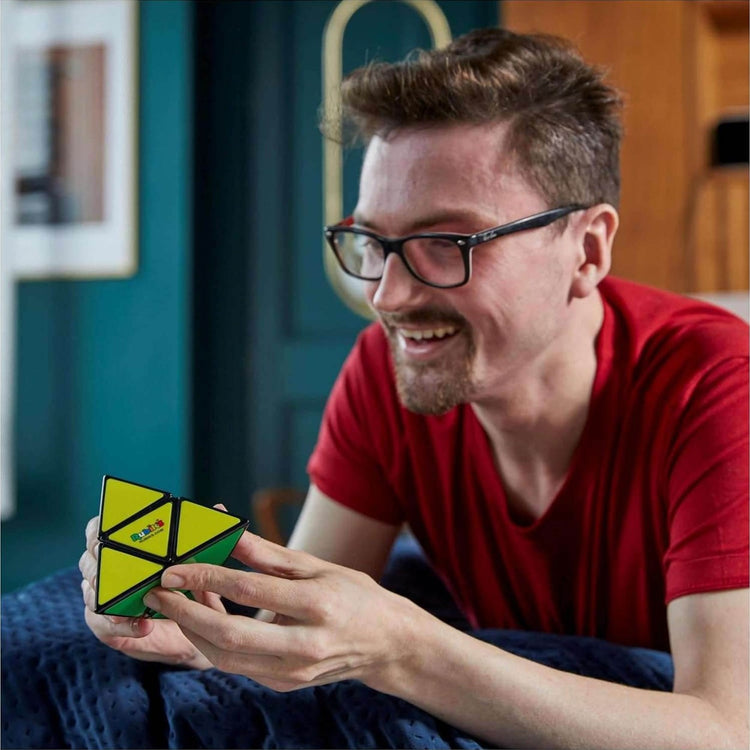 Cubo  Piramide Rubik´S Triangular, Rompecabezas 3D de Bolsillo - Jorcima Spa Venta Online
