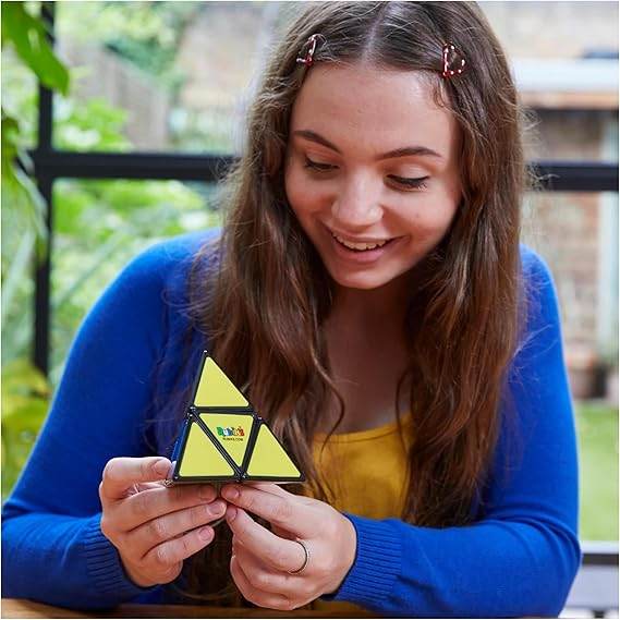 Cubo  Piramide Rubik´S Triangular, Rompecabezas 3D de Bolsillo - Jorcima Spa Venta Online